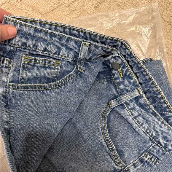 SHEIN Light Blue Flare Jeans - Picture 7 of 7